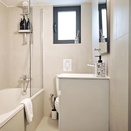 Apartman And Sea 12 *