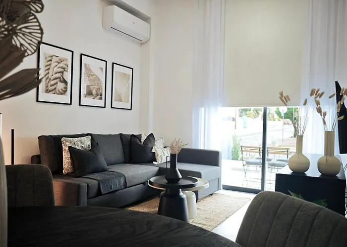 And Sea 12 * Λάρνακα