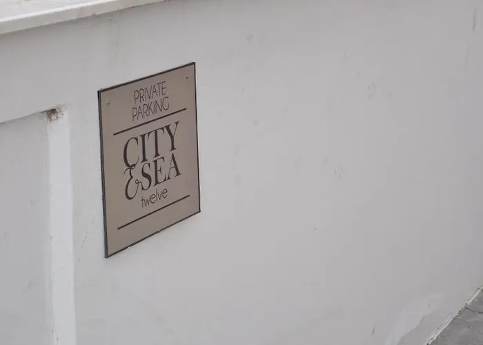 Appartement And Sea 12 Larnaca